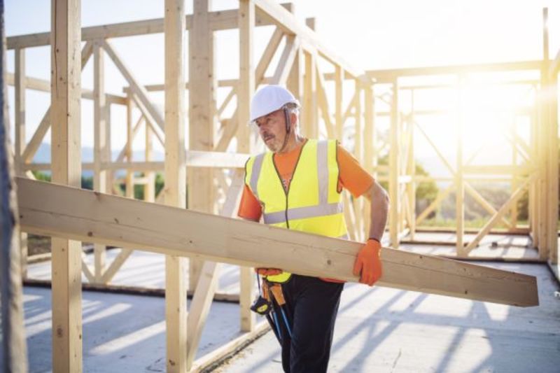 Cashed-up Chinese buyers swarm Australia's housing market as the collapse of Evergrande looms     Credit Stephen Johnson